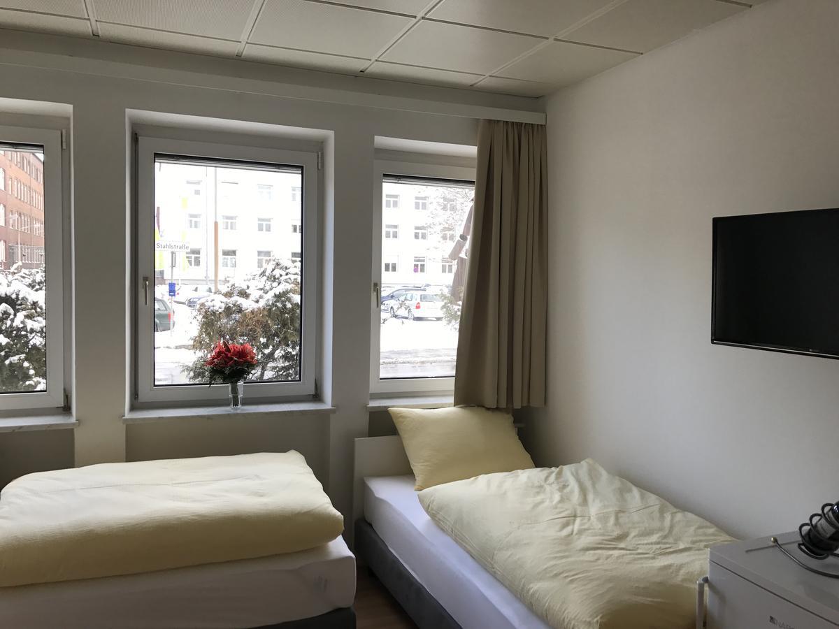 Montagehotel Bed & Steel 린츠 외부 사진